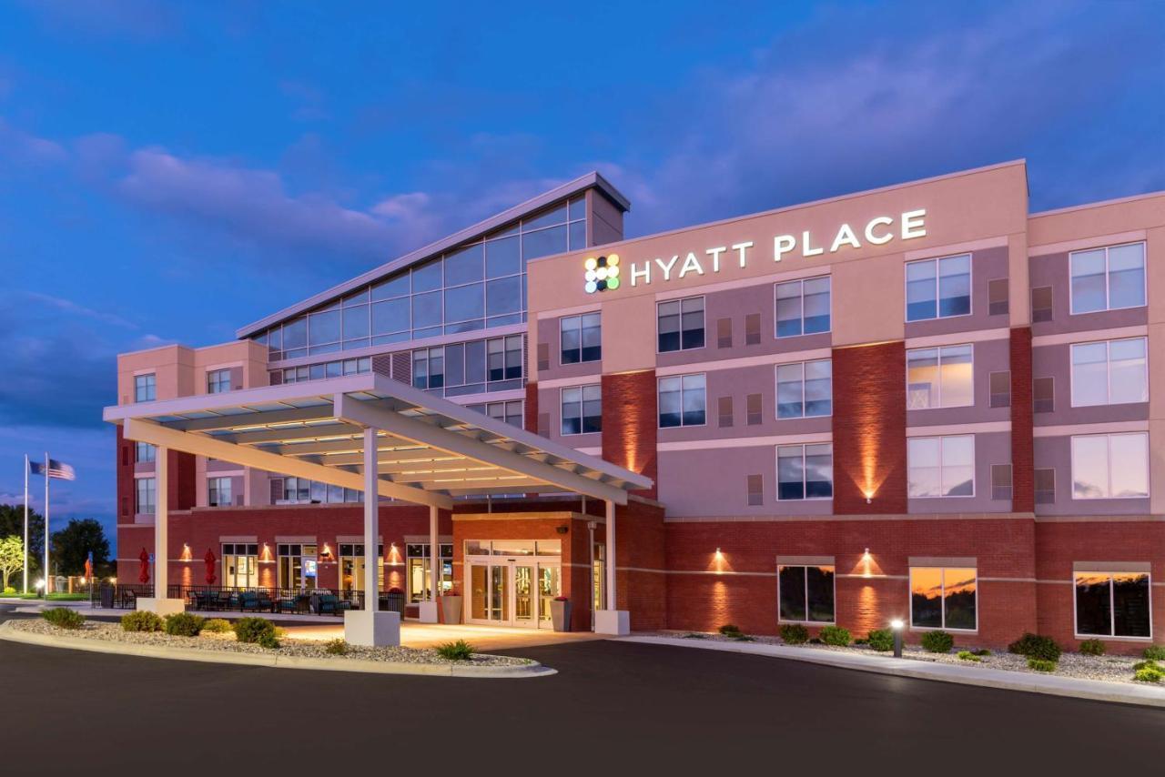Hyatt Place Flint/Grand Blanc Bagian luar foto
