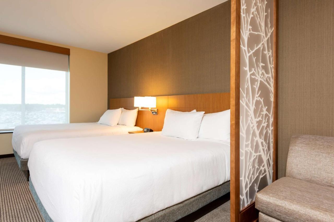 Hyatt Place Flint/Grand Blanc Bagian luar foto